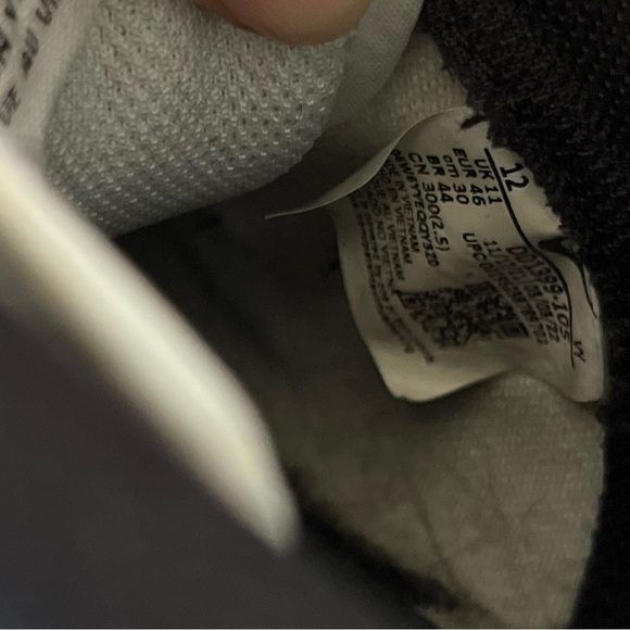 NIKE Black & White Dunk Hi Retro Sneakers (Size 12) - Picture 9 of 12